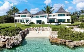 Guide to Waterfront Villas Abroad: Living by the Waves, Benefits, Trends, and Resources